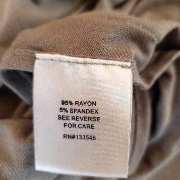 Crosby Olive Green Center Seam Short Sleeve Chiffon Trimmed V-Neck Top - Size L - Picture 5 of 6